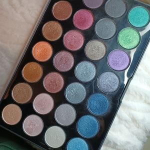 BH Cosmetics Eyeshadow Palette